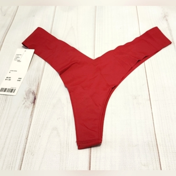 NWT Urban Outfitters Out From Under Micro Fusion V Thong - Size Small - Picture 1 of 4